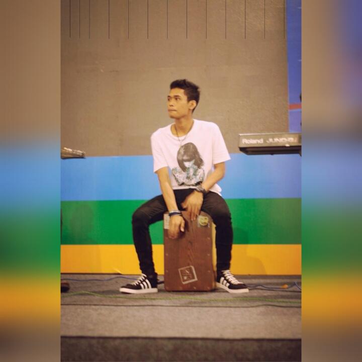 Step by step.. Pasti bisa, dan terwujud (impian) .. Amiin Yaa Rabb ... O:)