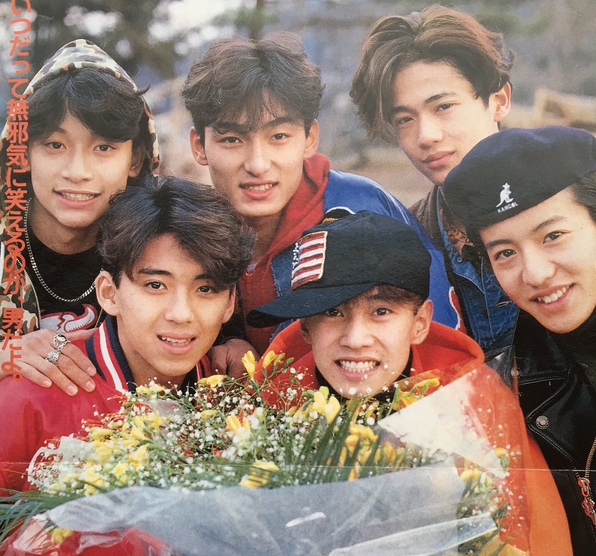 WEST_todoke's tweet photo. 結成から28年…デビューから25年

6人で頑張っていたSMAPも
5人になってからのSMAPも

ジャニーズを引っ張っていってくれて

たくさんの後輩にたくましい背中を見せてくれた

SMAPでいてくれてありがとう
お疲れ様でした https://t.co/AaAGW62n2y