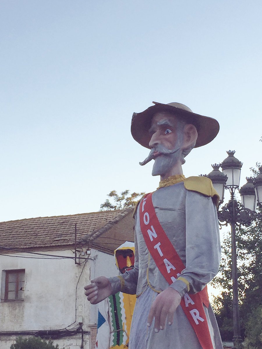 zazu_92's tweet photo. #fontanarenfiestas https://t.co/GuRUJ52eJ6