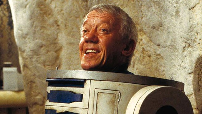 ComicBookNOW's tweet photo. R2-D2 Actor Kenny Baker Has Passed Away - https://t.co/tMOHlvbFs7 https://t.co/jJLz8fM6Ah