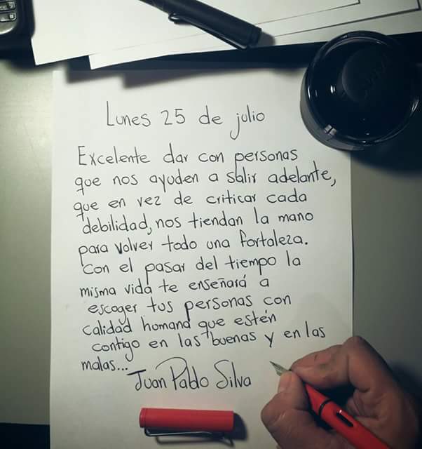 Kicedo20's tweet photo. mas que personas... es una amistad, que dure pase lo que pase y no importa la distancia... #;) https://t.co/A8MdcYiTD5