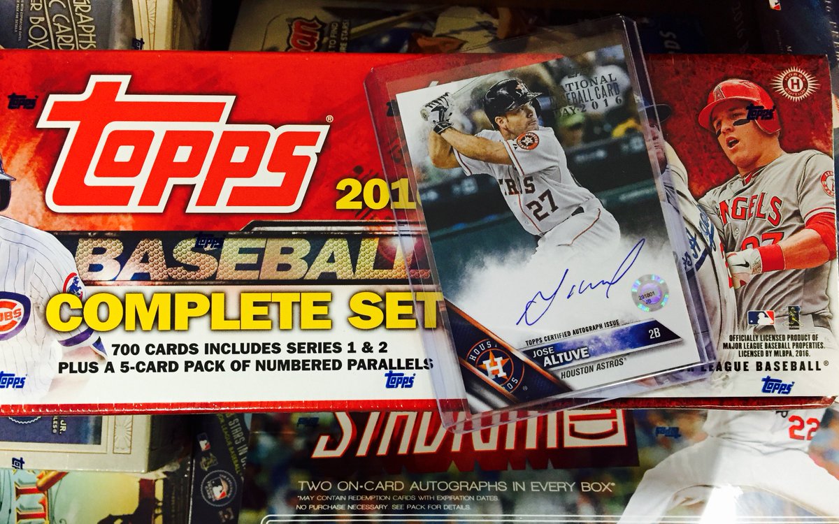MLBNetwork's tweet photo. Watch @JoseAltuve27 on #BaseballCardDay vs @BlueJays now &amp; RETWEET for a chance at his autographed @toppscards! https://t.co/wiQsjOqLya