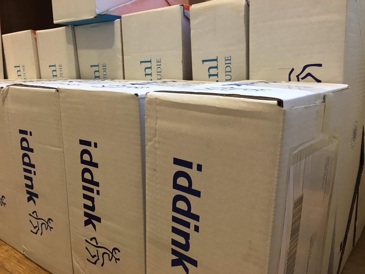 Veel schoolboekenpakketten om af te halen. Kom op tijd! Na 2 weken moeten ze retour. #BackToSchool