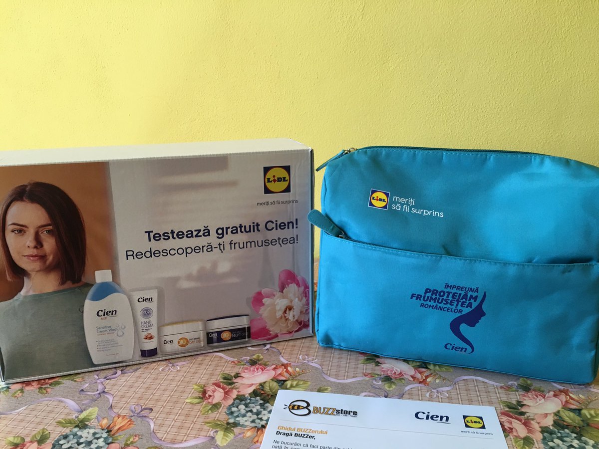 FloricelCezara's tweet photo. A sosit pachetul #buzzcien #ProtejamFrumusetea @TheBUZZStore https://t.co/nql8VV0zNF