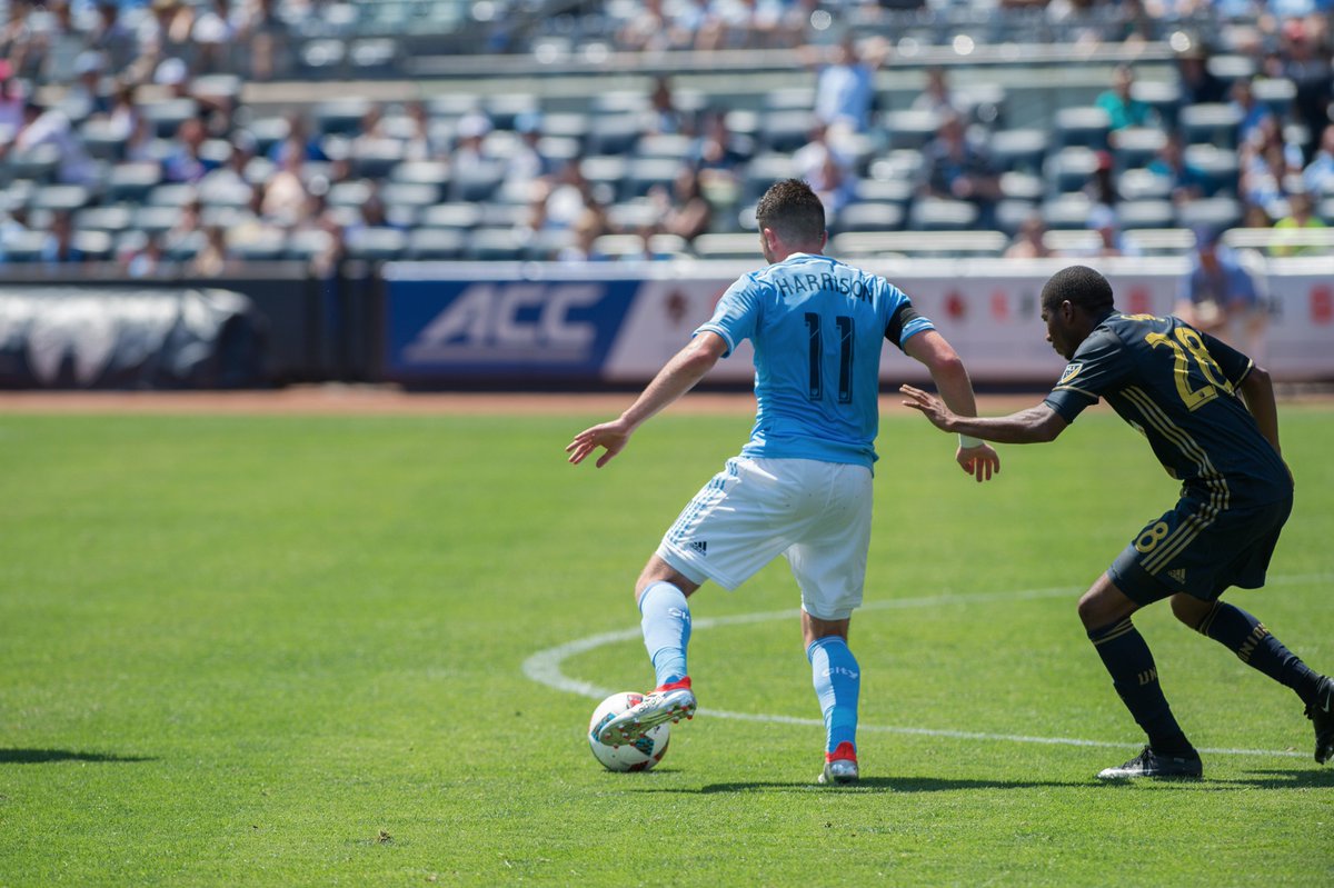 newyorkcityfc's tweet photo. We don't use our ✋ but we can still celebrate those who favor their left #LeftHandersDay https://t.co/RFJMSKqoZQ