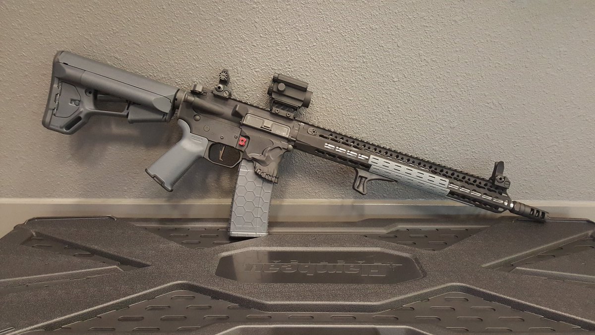 CordeliaGunExchange tweet media