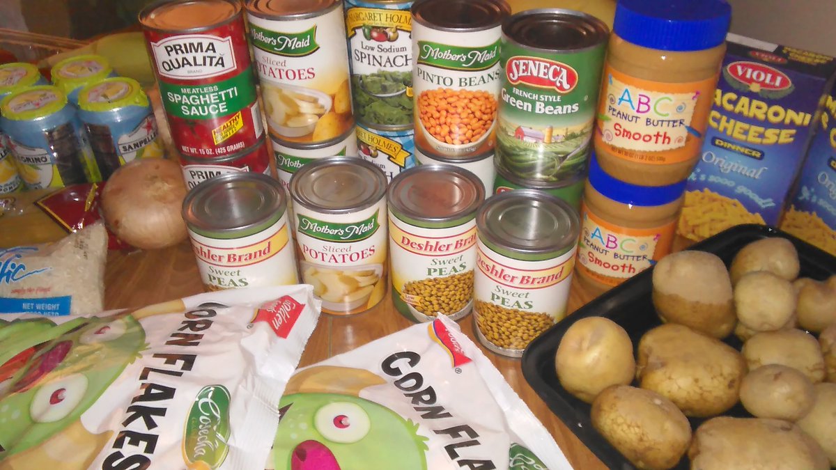 RuthYoungTyler's tweet photo. 1 family showed contents received from #STCFOC #BackToSchool event that tends to the whole person! #education https://t.co/qGWCB1GZ2Y