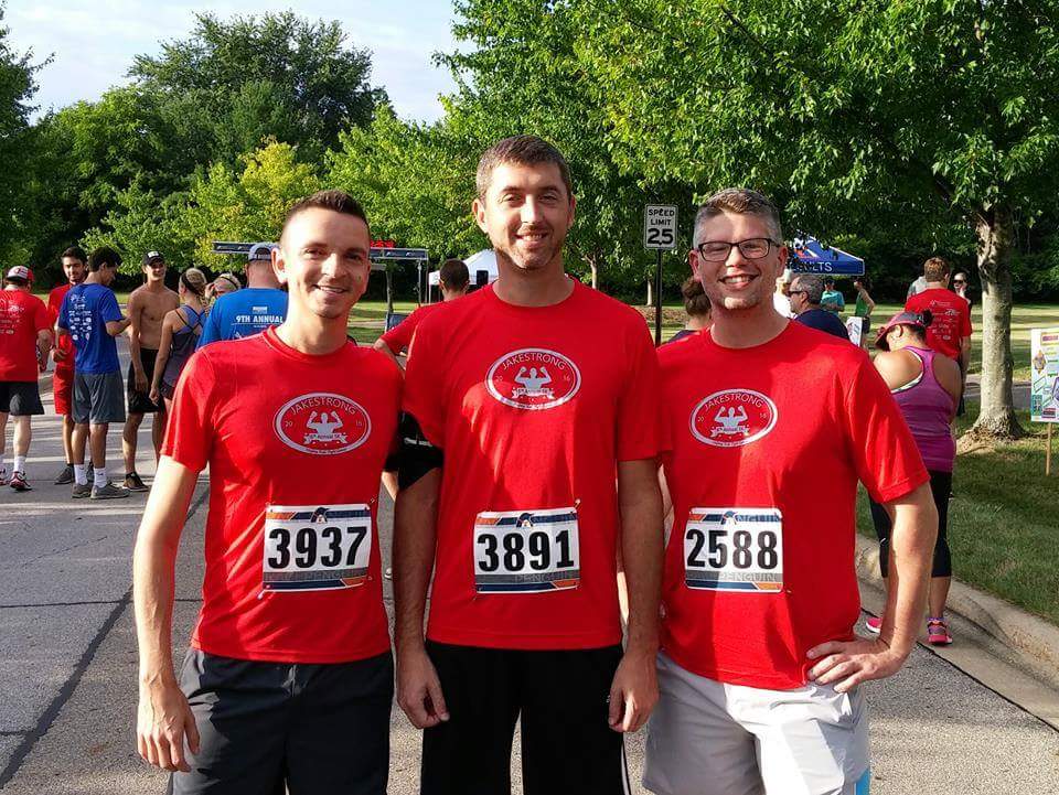 RedCrossBloodOH's tweet image. Team #RedCross supporting pediatric cancer research at @beJAKESTRONG 5K. Cancer patients often need blood. #GiveNow