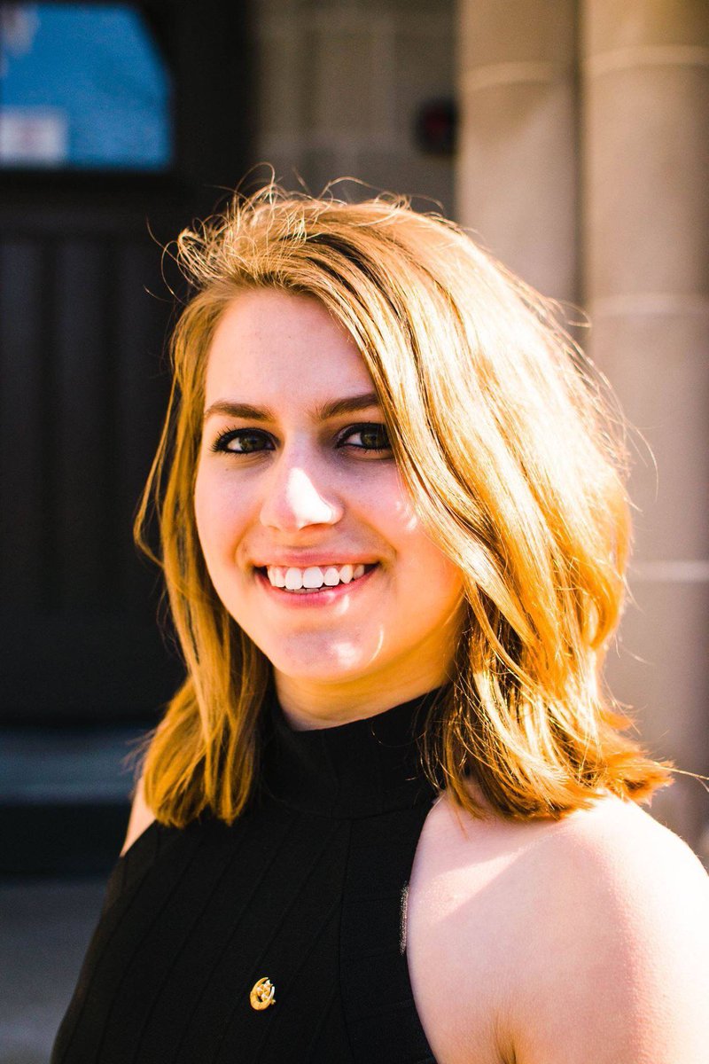 Happy birthday to our sweet sister Lindsay! Sending lots of Delta love! 💙💛