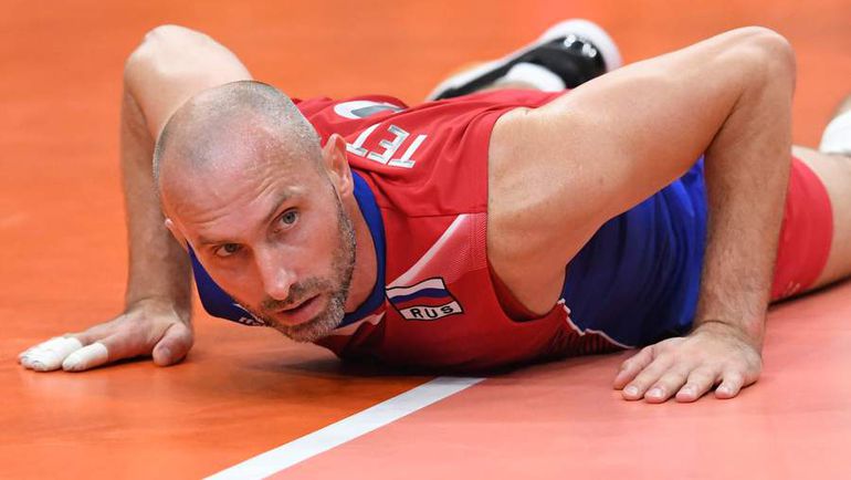 Доигровщик сборной России по волейболу Сергей Юрьевич Тетюхин в свои 40 лет просто гениален! РТ, если согласен!