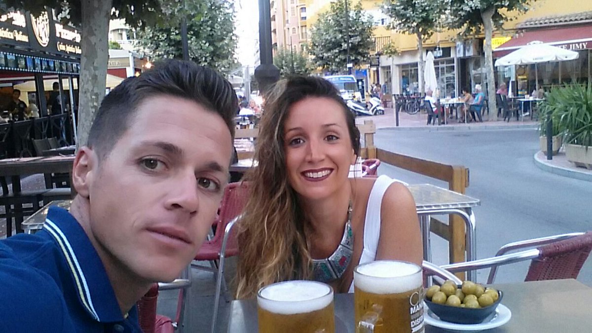 PasquDelGarrot's tweet photo. Loanding battery 💌 #calpe https://t.co/Z4iceI7dDd