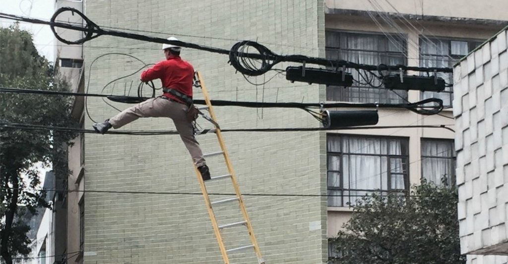 İş Güvenliği Eğitimi Sırasında Uyuduğuna Emin Olduğumuz 19 Çalışan ift.tt/1IF4q1K