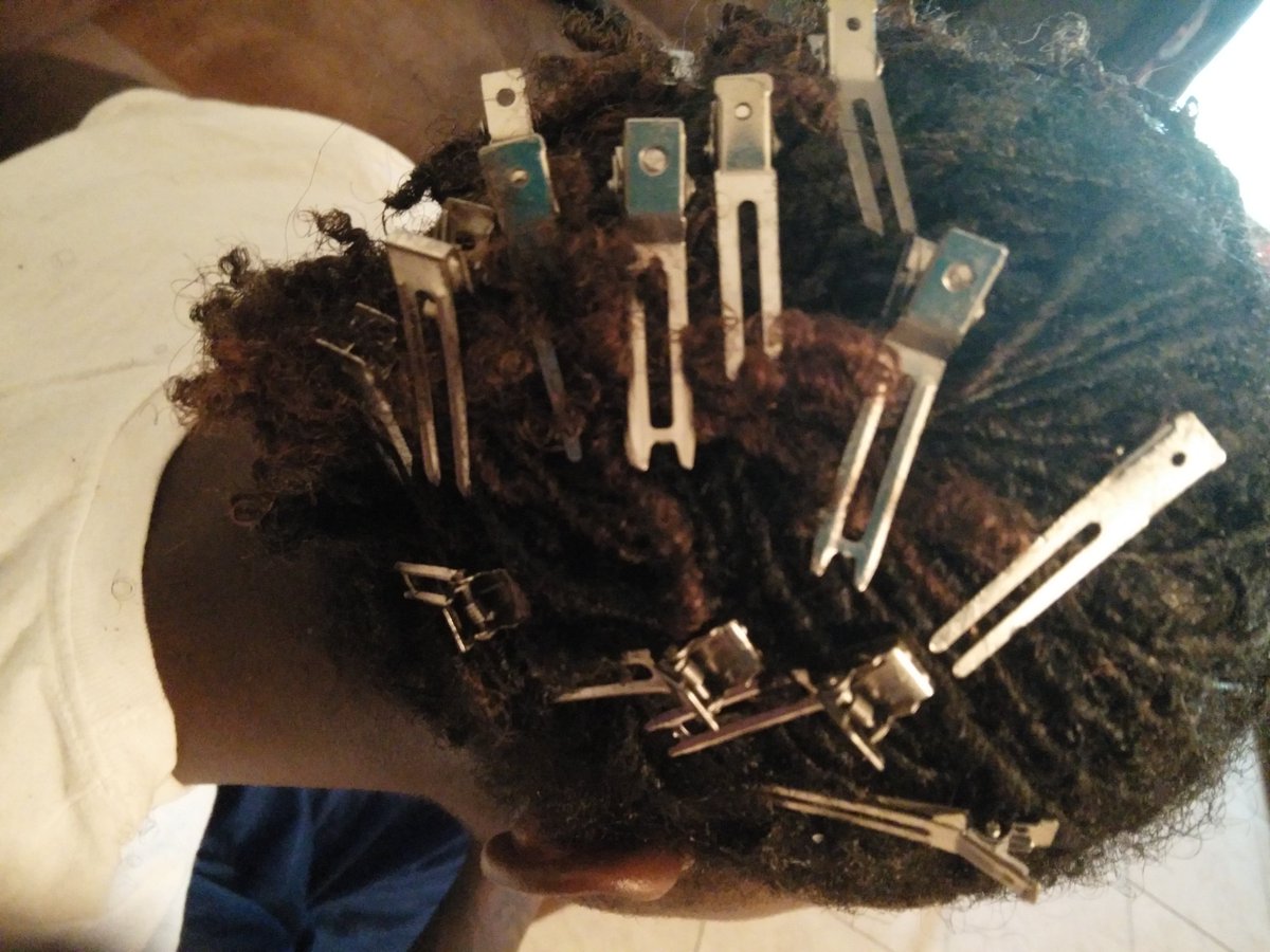 DZUNTRUTREASURE's tweet photo. COIL TWISTED FAM @AlmightySeals_ HAIR #SWIRLDUP #DREADHEAD 💗 https://t.co/hh79h9rqQI