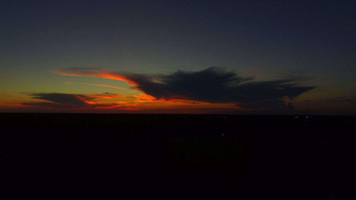 AereoReale's tweet photo. Tonight's #Sunset @TidewaterGolf @NorthMB @nmbonline #JCP #NMB #SC #summer https://t.co/CE97KmITiP