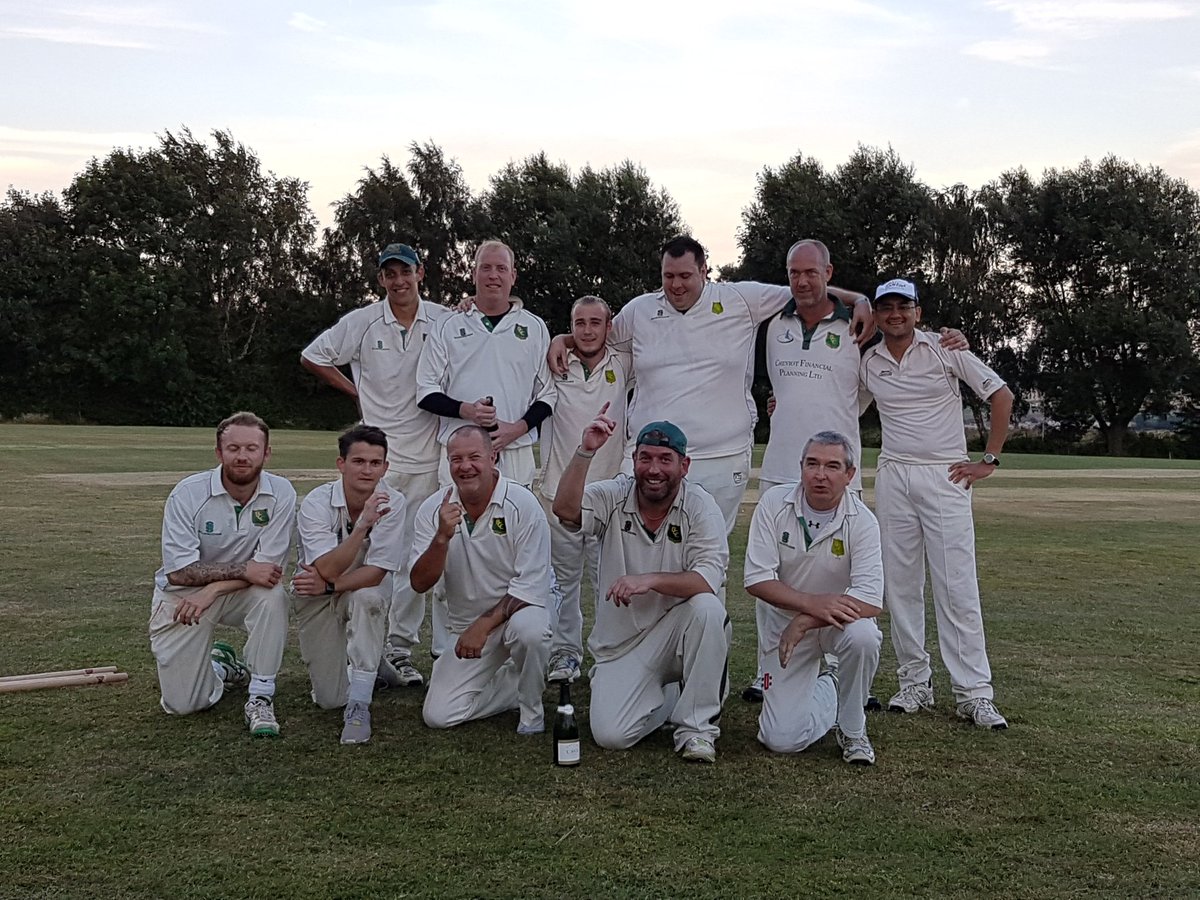 FtsFoord's tweet photo. @BetshamCC winning team. https://t.co/Q0QjBenryI