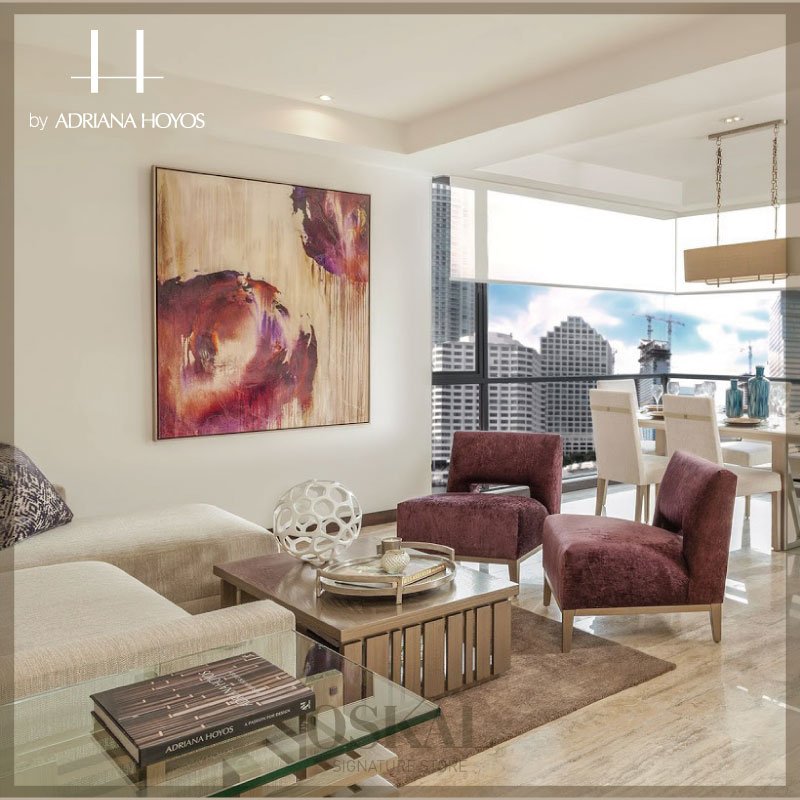 OskalPanama's tweet photo. Consigue “H” de @ADRIANA_HOYOS con 40% de descuento en nuestro showroom hasta el 18 de agosto #OfertaPTY https://t.co/spsDJqd5nU