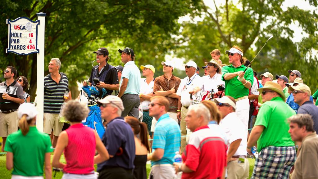 USGA's tweet photo. All Saturday #USSeniorOpen tickets will be honored as Grounds passes for the final round on Sunday, Aug. 14. https://t.co/gexUkogxWU