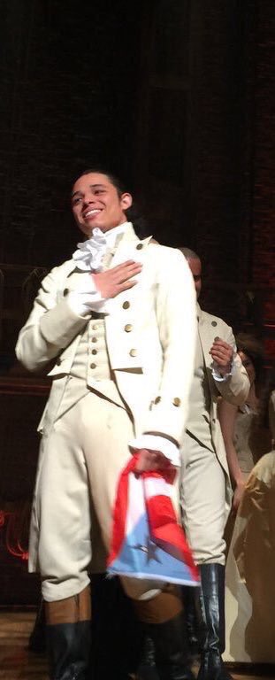 izzydeveaux's tweet photo. puerto rican theatre actors amirite 🙌🏽🇵🇷😍 https://t.co/eQ0Lw7DwQh