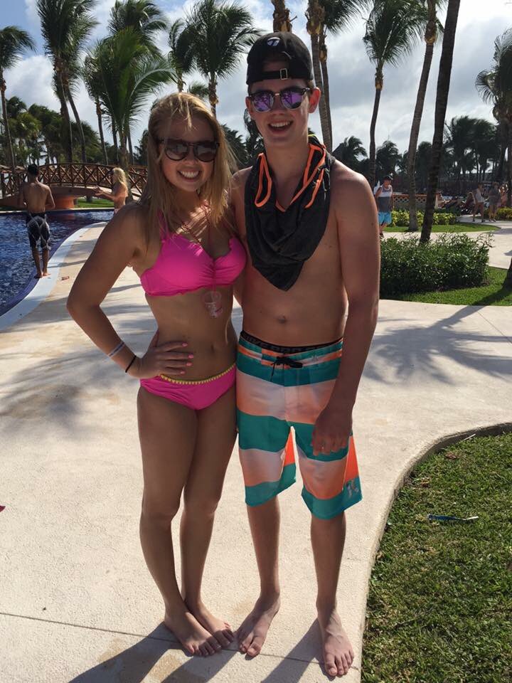 BrandtAlexa's tweet photo. Happy birthday to the best little brother❤️your going to do big things in life! Love you lots😘 @Blakebrandt15 https://t.co/CU6vntaTvs
