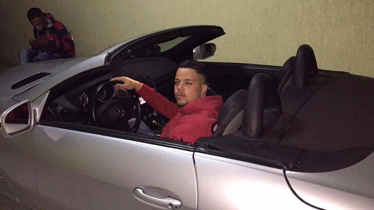 cesau_augu's tweet photo. Tira da garagem a Meca 😎 https://t.co/F5b7aK6R3u