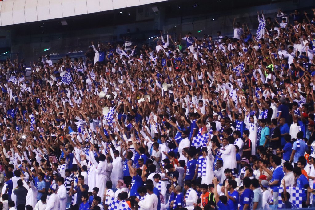 Alhilal_FC's tweet photo. شكرًا لجماهير #الزعيم التي حضرت وساندت فريق #الهلال الأول لكرة القدم في لقاء الباطن، وساهمت بتفاعلها في تحقيق الفوز. https://t.co/IBkOerh4XT