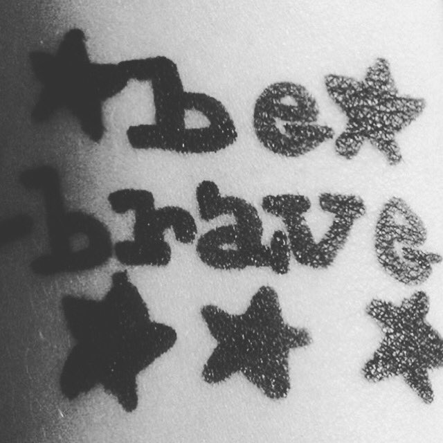SailorStar05's tweet photo. Sometimes u just got to..... #bebrave 💕 https://t.co/QWOqzlDxNn