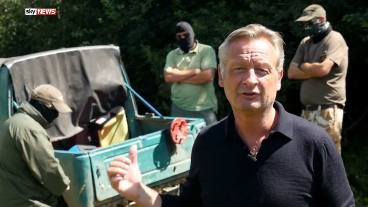 TherezMore's tweet photo. #skynews the world's most bent reporter #ramsaysky or the world's stupidest gun dealers. #ClassicPieceToCamera https://t.co/cSCiazZ4dS