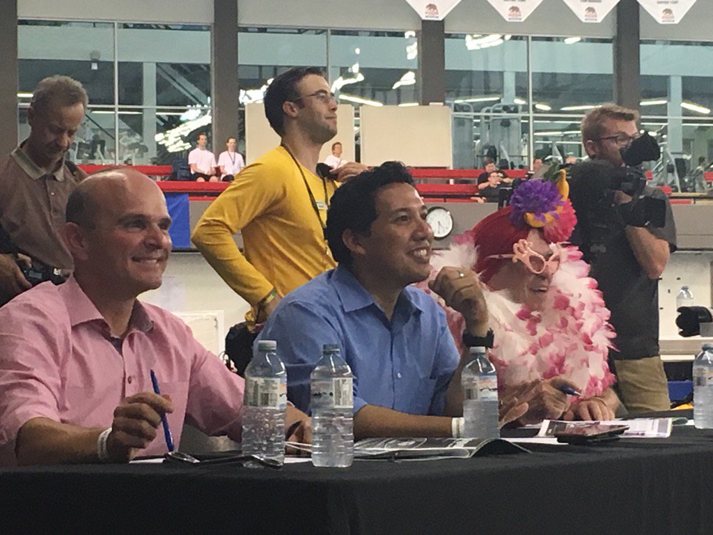 _RicardoYYC's tweet photo. Judges are loving this first number. Talented bunch! #IGLA2016 https://t.co/4mNb8edJF9