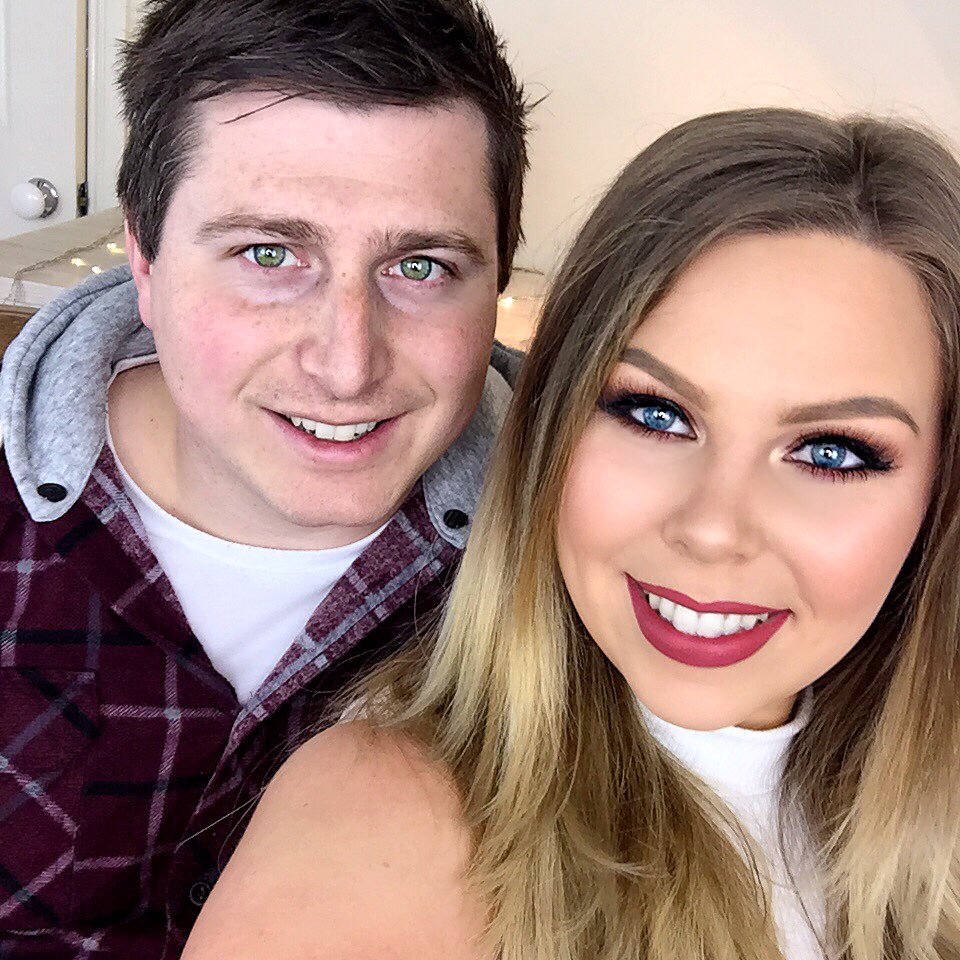 crystal_conte's tweet photo. Dean and I are going to film a #CUWTC Q&A in half an hour so ask away! https://t.co/0Z7C7P5FGJ