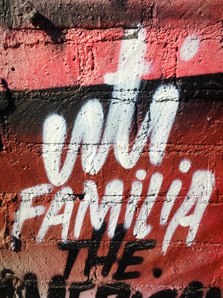 TheRealRakaa's tweet photo. Shoutout to the legendary #UTIcrew as they celebrate 30 years of real rocking!!! #Style https://t.co/82wt8zPSND