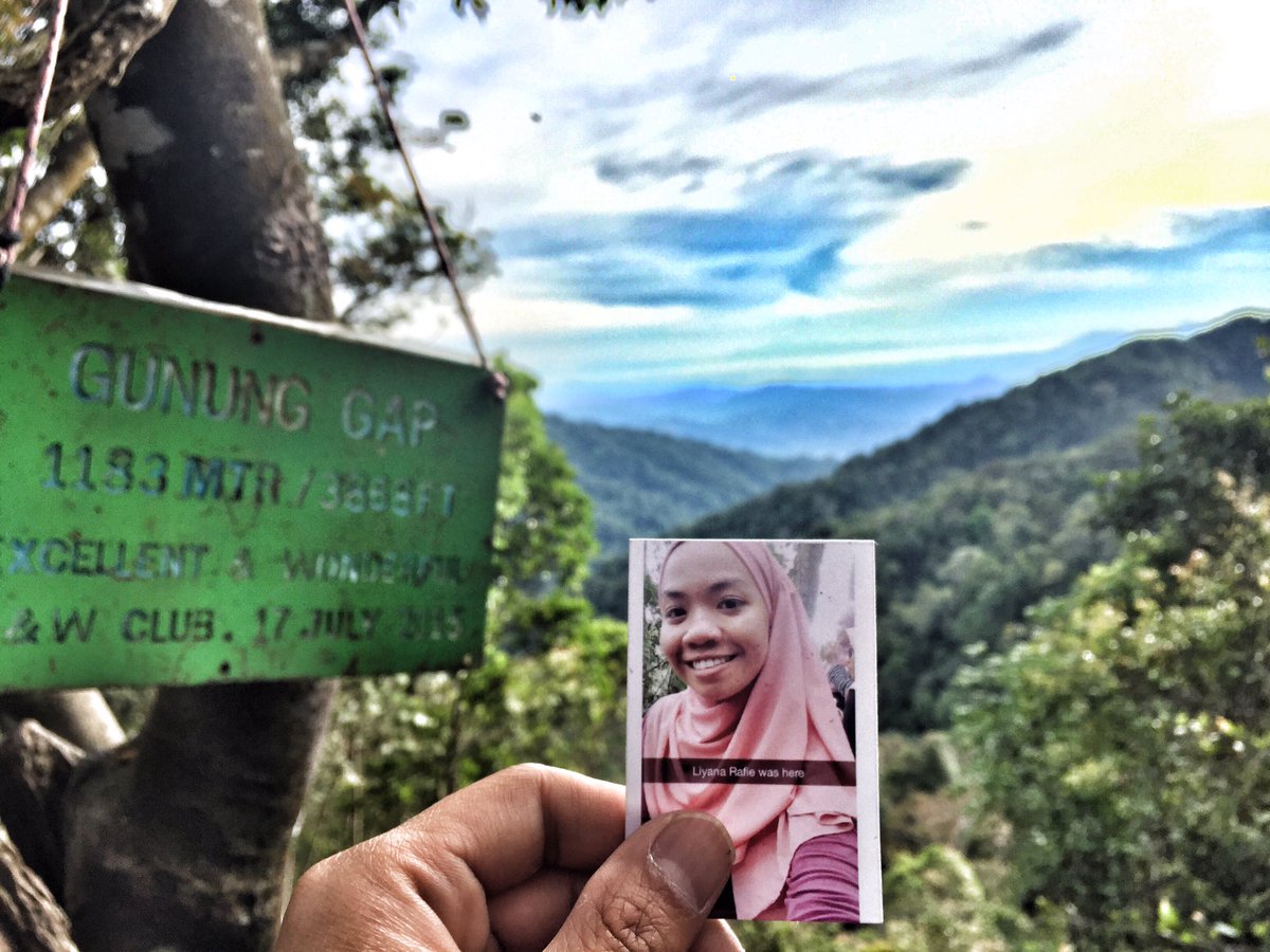zulfadlihassan's tweet photo. #gapulusemangkok
#halalgap
#awanbiru
#daunhijau
🙄 https://t.co/PvgIzGpqMp