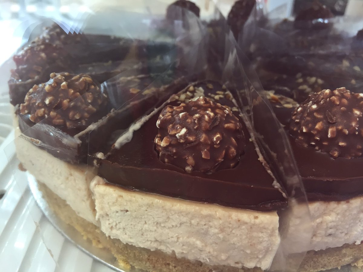 simply_chscake's tweet photo. @NEWCASTLEQUAYS today with flavours including this one 😍😍 @petespuddin @Bluemousecheese @PapaGanoush1 @TheGrindNcl https://t.co/5b2SwrGdEO