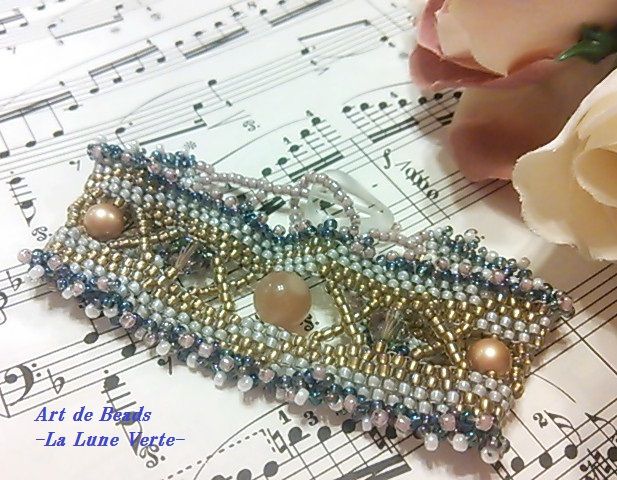 corydalis2's tweet photo. オーダー頂けますとお好きなサイズでお作り出来ます♪
金属アレでもOKなビーズブレスレットです☆
M／ファンタジア／ムーンストーン - SOWZO(ソーゾ) https://t.co/95jHppWrw7 #sowzo @sowzo https://t.co/XbcufMm65j