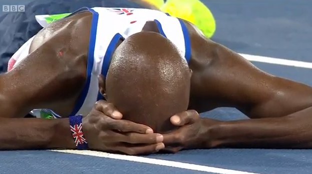 You fall over to pick yourself back up again to win #Olympic gold.

Simply amazing. #Rio2016