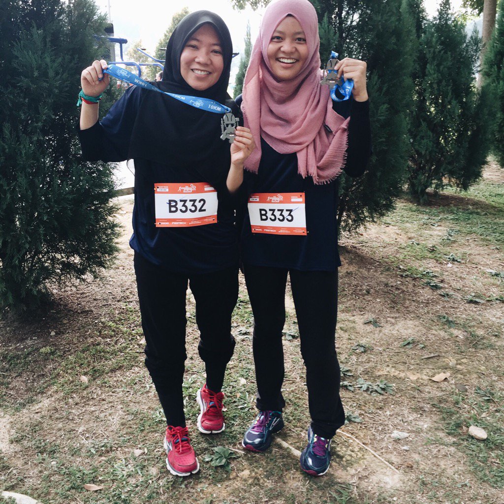 AliaRazmy's tweet photo. 10km finishers of iem engineer's run 2016. #metalrunners https://t.co/olhLxyC91d