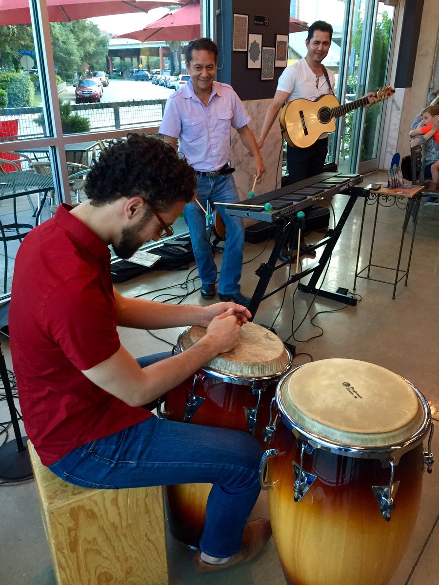 sobropizzaco's tweet photo. Hot Sauce playing live tonight! #SoBroPizzaCo #sanantonio https://t.co/DGjvRdQFwZ