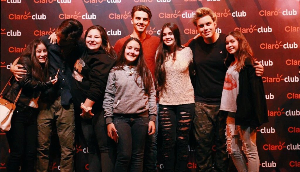 JMFHM's tweet photo. 💘21/05/16💘 Volver a ese Día Para Ver Esas Hermosas Sonrisas❤
@dosogas @mathisellanes @fedevigevani @juanpabarbot https://t.co/UiNeOcq2PS