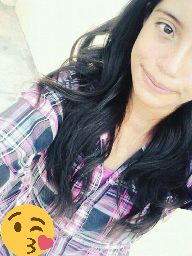 kassy_aviles's tweet photo. Hola😂❤ https://t.co/JBjP6z7SBu