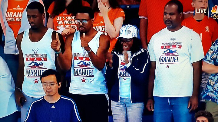 MainEventTV_AKA's tweet photo. Why Manuel's brother look unimpressed with the win, acting like Sting coming from the rafters? https://t.co/VtFVNwuMo4