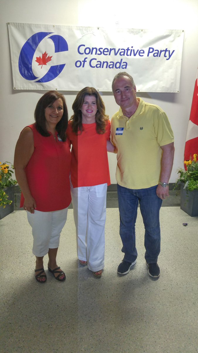 nancyallenmin's tweet photo. Great Conservative N17 BBQ! Thanks  @RonaAmbrose for being our speaker. #conservativeparty #N17 BBQ https://t.co/grr0Ozpwz2