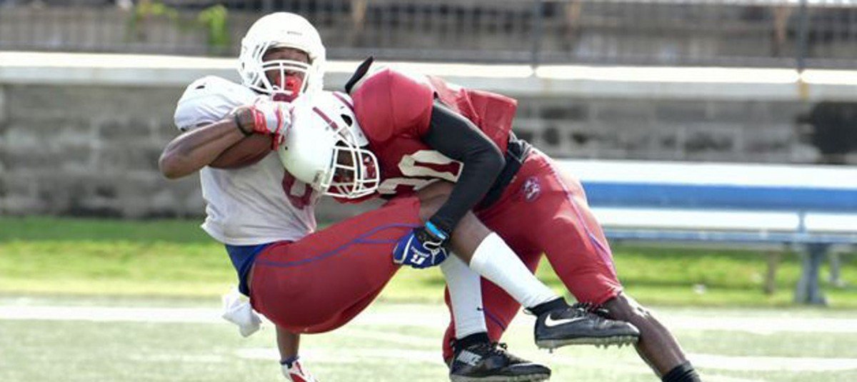 FB: Bulldogs Conduct First Preseason Scrimmage twib.in/l/KzbeyG4r8Ljz | twibble.io
