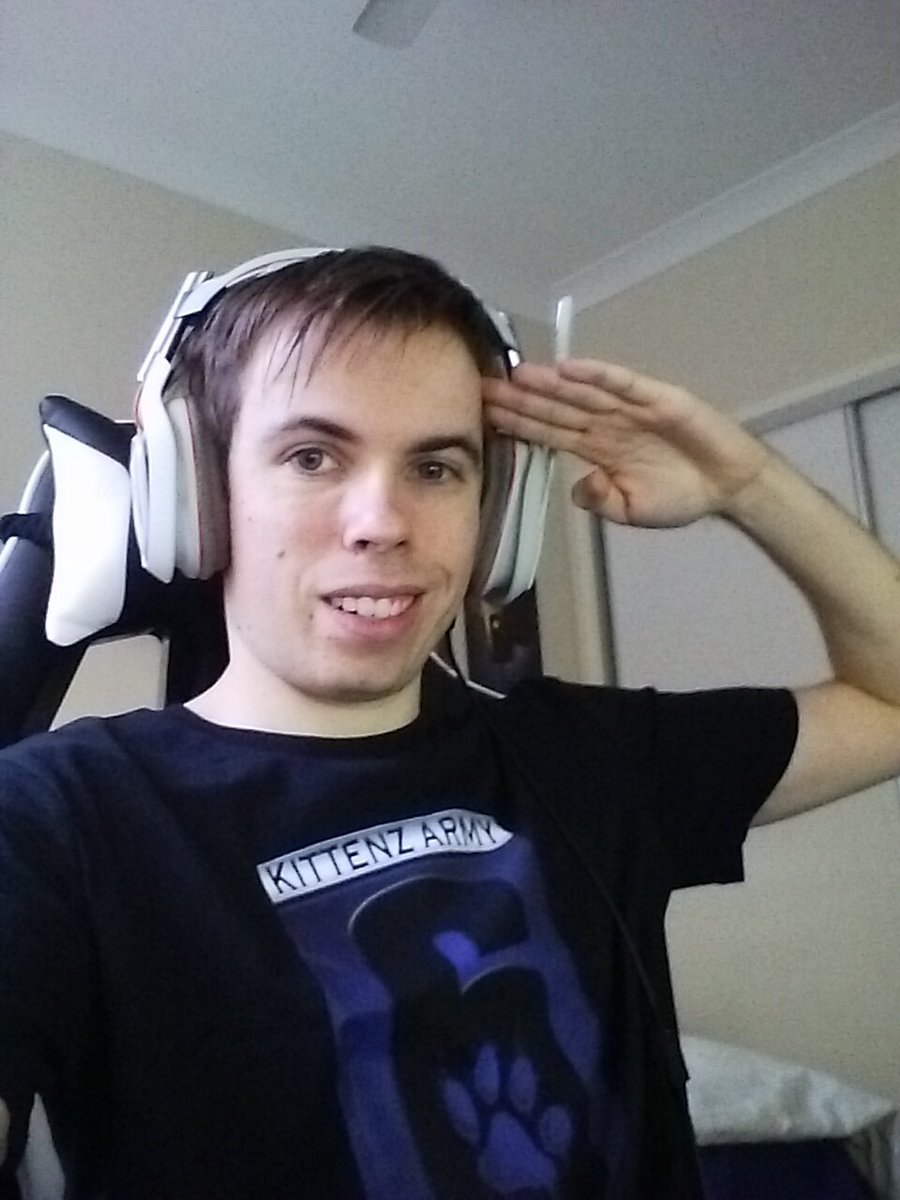 joe_tuke's tweet photo. @General_Mittenz Pvt. Joefish92 reporting for duty. Siege shirt finally arrived in the Land Down Under mitzHYPE https://t.co/NKDYQNTgzD