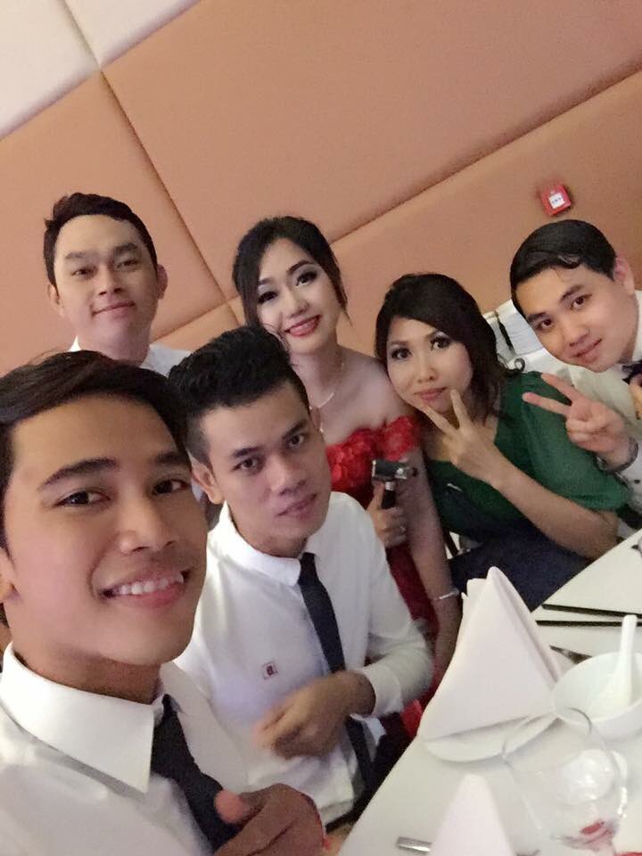 Happy Time With Teamwork