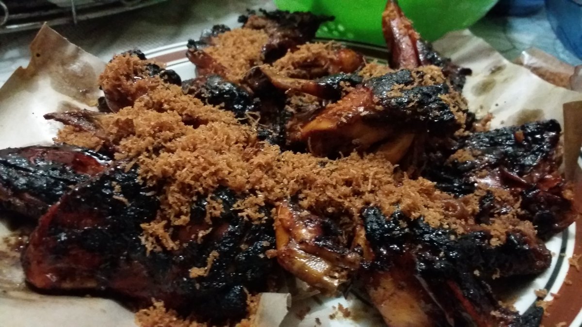 RayInstrumental's tweet image. Selamat Makan @GiieHrdsyh