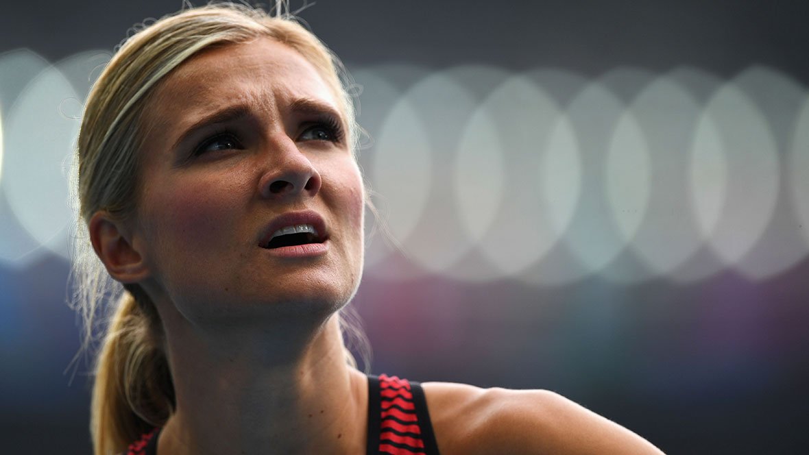 CBCOlympics's tweet photo. BREAKING | Brianne Theisen-Eaton wins #bronze in heptathlon at #Rio2016 https://t.co/ZhGgQfGFuq https://t.co/mTJdobcBvl