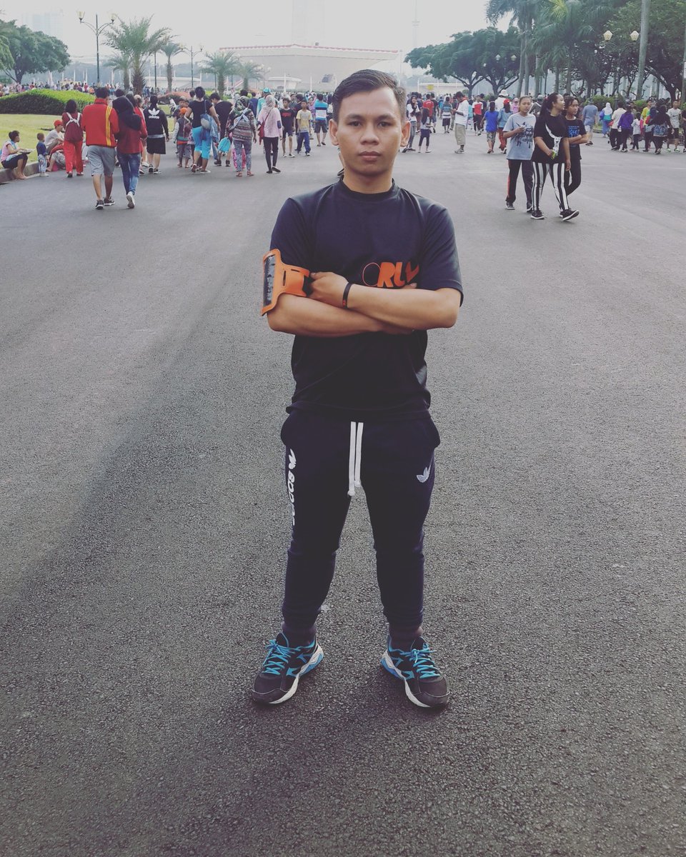 purwanto98's tweet photo. Hidup adalah pilihan. Sukses dan kerja cerdas itu harus https://t.co/SJixNywNLi