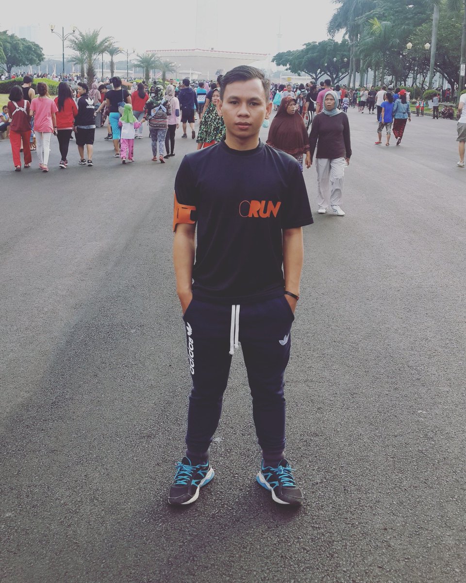 purwanto98's tweet photo. Hidup adalah pilihan. Sukses dan kerja cerdas itu harus https://t.co/SJixNywNLi