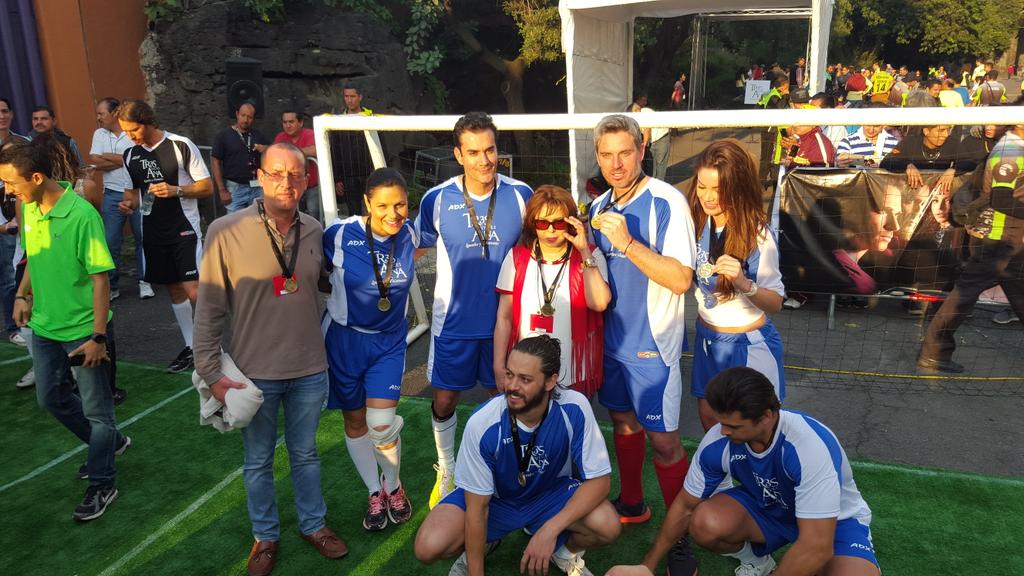 Edn (@edorantes1) on Twitter photo <a href="/davidzepeda1/">David Zepeda</a> <a href="/Alfredo_Gatica/">Alfredo Gatica</a> <a href="/ramirofumazoni/">Ramiro Fumazoni</a> <a href="/MonikaSanchezT/">Monika Sanchez</a> @Tv_pedromoreno #Winner <a href="/Tr3sVecesAnaOf/">Tres veces Ana</a> <a href="/davidzepeda1/">David Zepeda</a> <a href="/Alfredo_Gatica/">Alfredo Gatica</a> <a href="/ramirofumazoni/">Ramiro Fumazoni</a> <a href="/MonikaSanchezT/">Monika Sanchez</a> @Tv_pedromoreno #Winner <a href="/Tr3sVecesAnaOf/">Tres veces Ana</a>