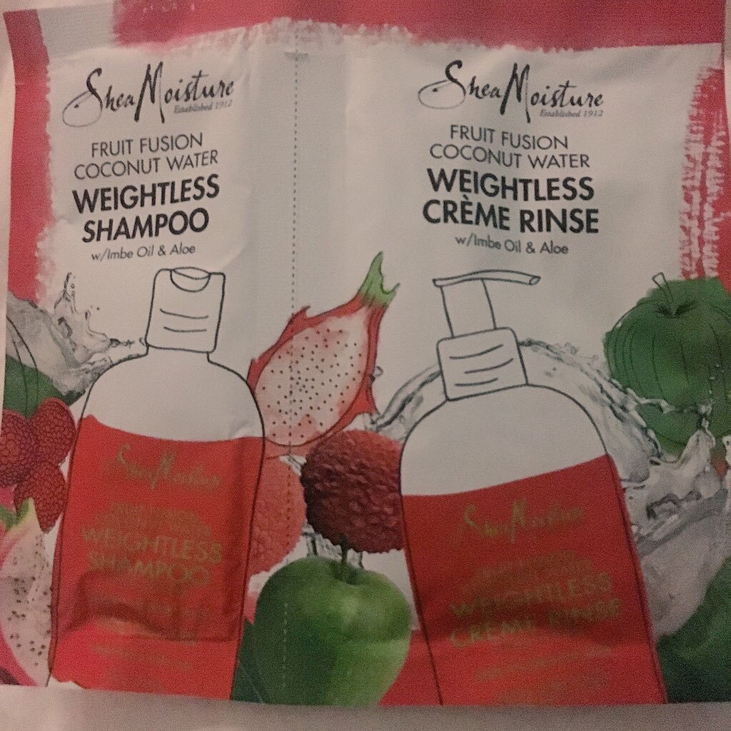 Betsabel79's tweet photo. @influenster @sheamoisture My hair is so soft n silky #sheamoisture #contest #sheafruitfusion thanks got it free https://t.co/3F6iwR99Dj