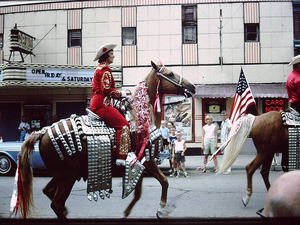 MichiganHist's tweet photo. Flushing Community Fair parade - 1965 (You know you grew up in Flushing FB)
#FlushingMI
https://t.co/Ype3Tku7SK https://t.co/CMRyOE3JVy
